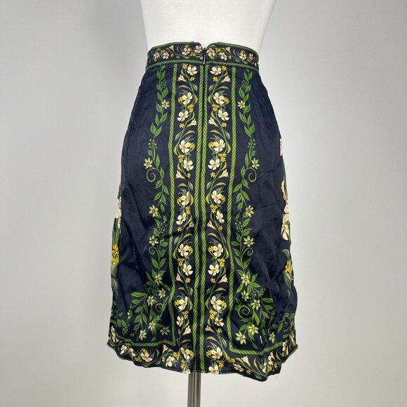 NWOT Farm Rio Flowers Arch Wrap Front Floral Flowers Mini Skirt Size S - Picture 7 of 13